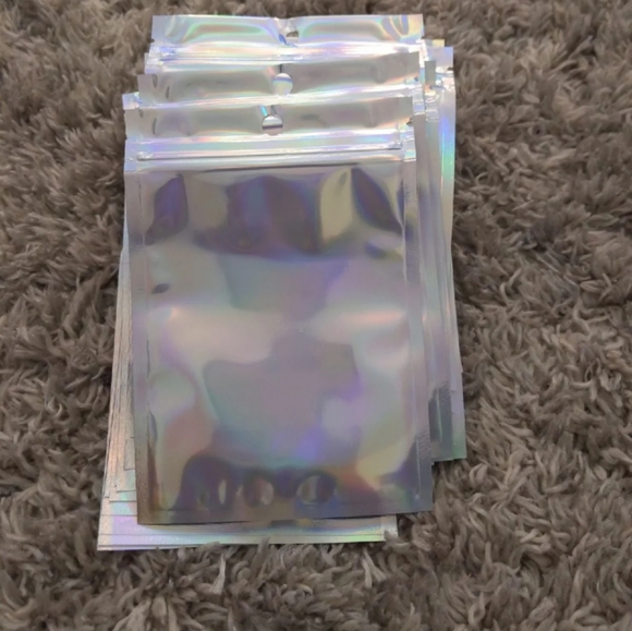 45 holographic zip lock bags - Picture 2 of 4